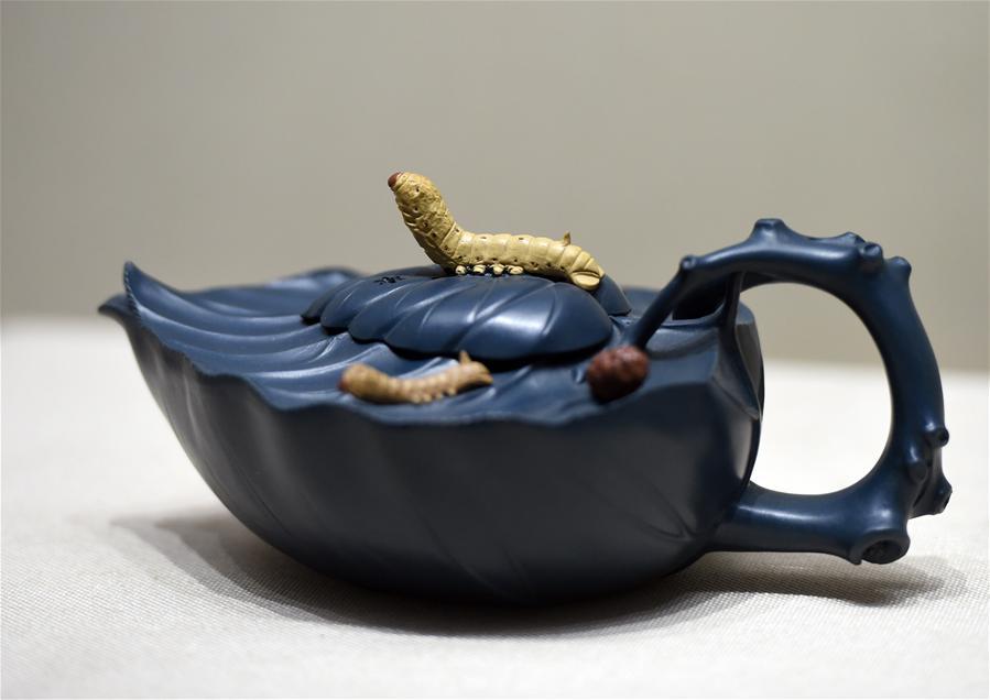 沈阳故宫举行紫砂艺术展