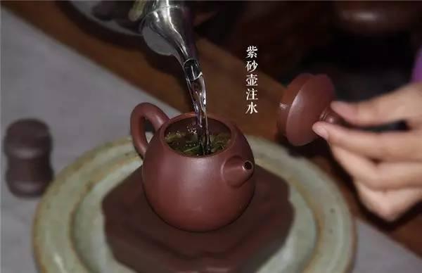 多图盖碗和紫砂壶冲泡普洱茶的方法