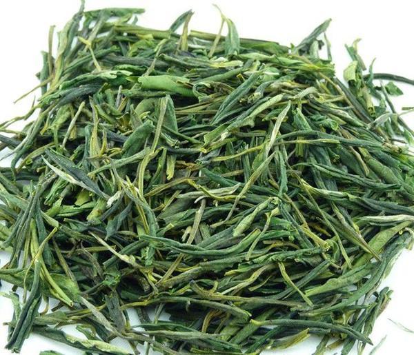 十里亭紫砂:用手抓茶叶会缩短茶叶的寿命