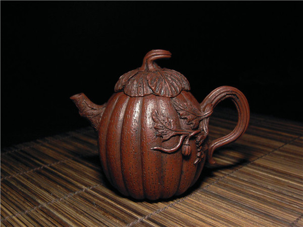 紫砂古壶应该拿来泡茶还是只作为摆设