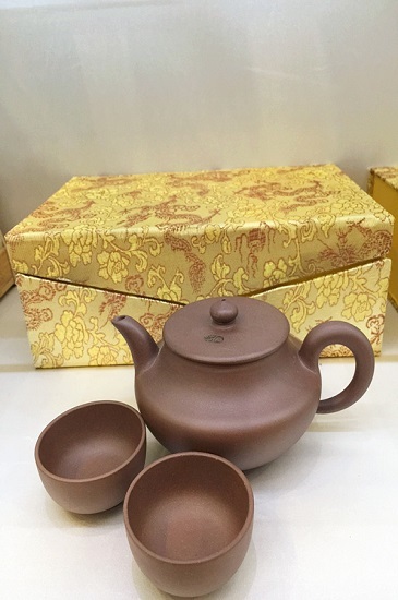 吴山城隍阁推出紫砂茶具定制产品