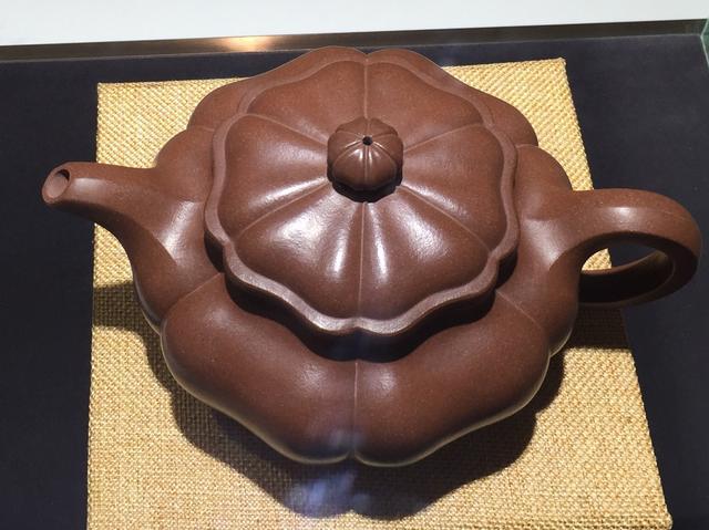 紫砂艺术收藏品市场遭遇滑铁卢