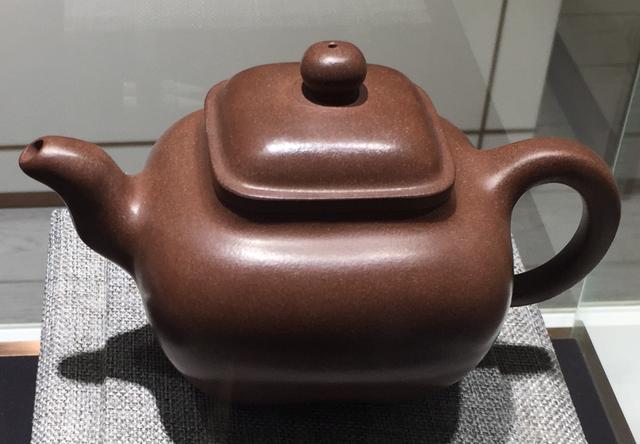 紫砂艺术收藏品市场遭遇滑铁卢