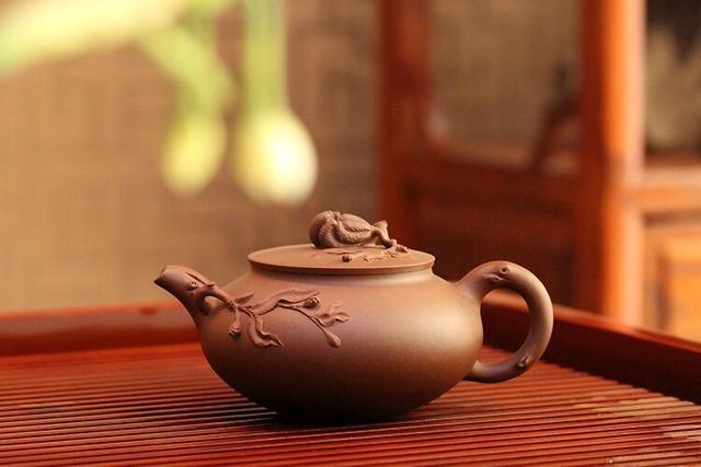 杭州壶友老周花1.3万买了紫砂壶之后。