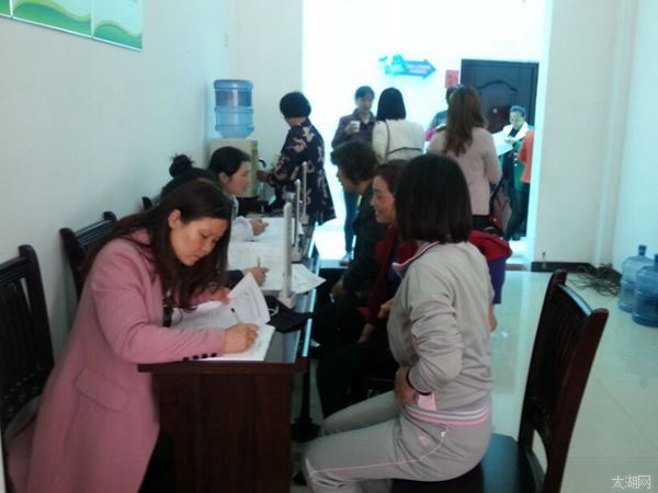 宜兴新庄街道开展育龄妇女免费检查活动