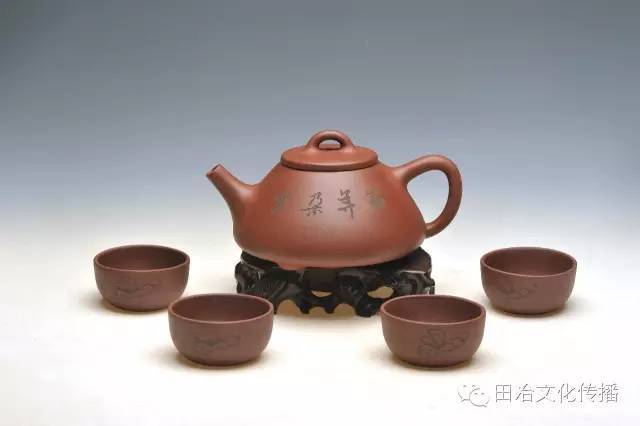 一次艺术上的牵手诞生了一套寓意深远的紫砂茶具