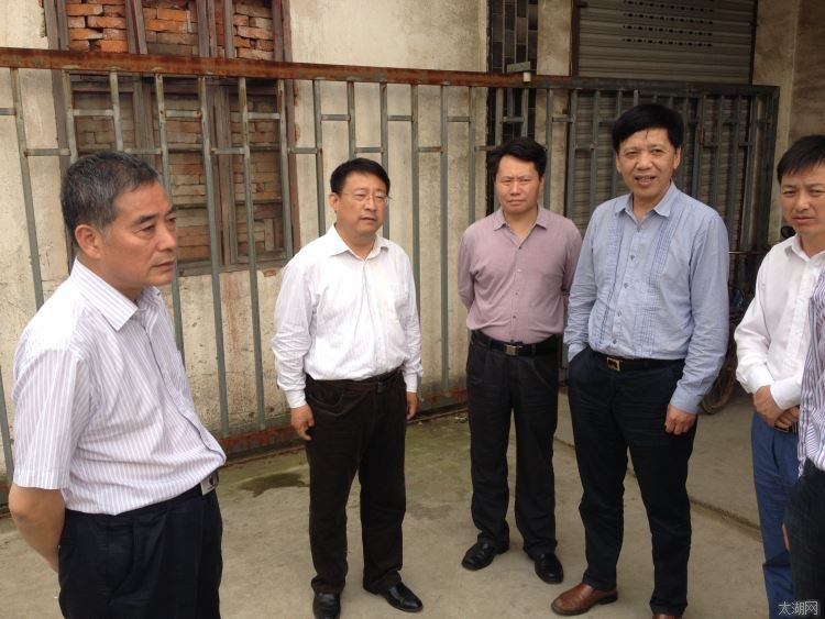 张海泉局长一行调研指导宜兴市夏粮收购等工作
