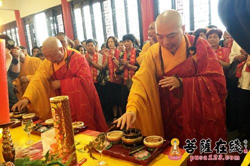 江苏省宜兴临津禅寺露天大佛奠基暨地藏菩萨开光法会举行
