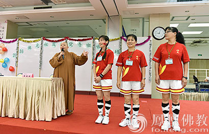 台湾佛光山祖庭宜兴大觉寺拉拉队培训气势震天