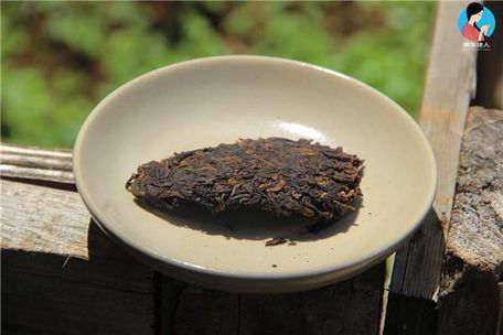 建水紫陶和紫砂泡普洱茶,口感上有什么区别(一)