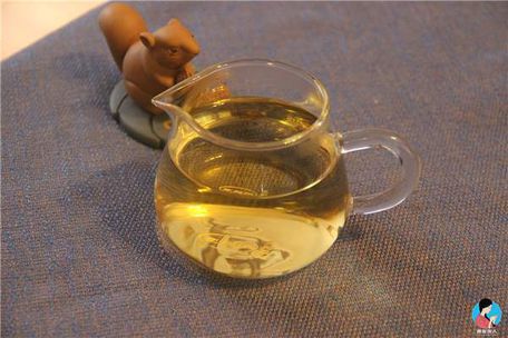 建水紫陶和紫砂泡普洱茶,口感上有什么区别(一)