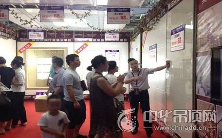 宝仕龙全景顶宜兴博览会火力全开1天80单