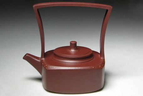 鲍雯君紫砂壶被定为第2016东盟博览会国宾紫砂壶