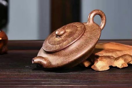 紫砂壶的收藏风,三招教你辨是非,勿进红灯区