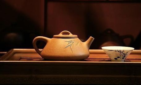 紫砂壶用嘴喝,这是紫砂壶喝茶误区