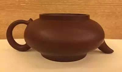 紫砂壶三山齐不齐和什么有关
