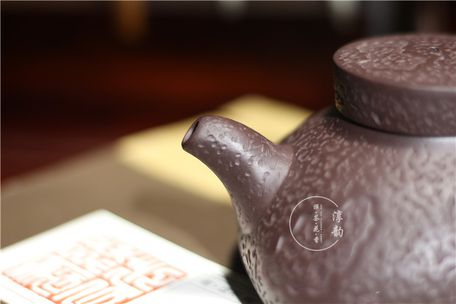 混方石瓢紫砂壶:方圆石瓢一壶饮,沉敛大口宜出茶