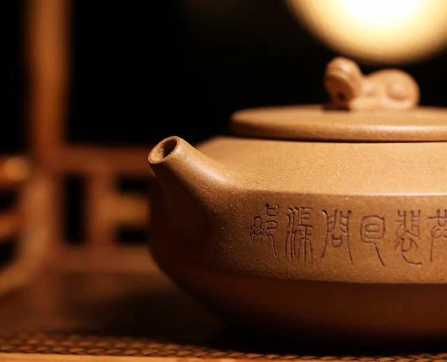 <b>紫砂</b>壶起源于明代,而带有汉代文化的<b>紫砂</b>壶却别有一番意思