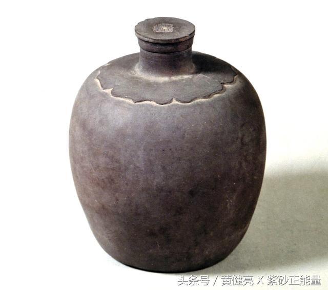 罕为人知|博物馆藏出土<b>紫砂</b>罐