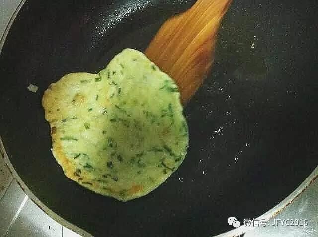 <b>宜兴</b>的春天,唯有一块里蒜饼不可辜负!