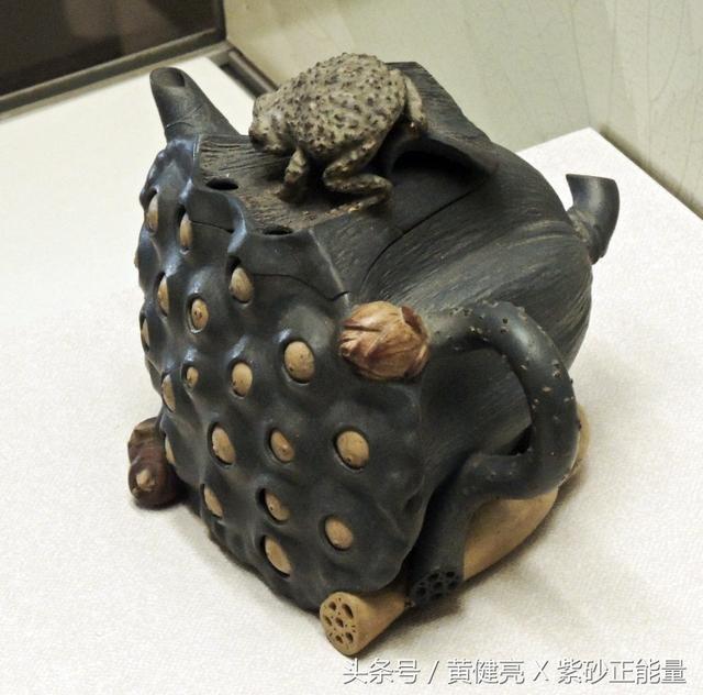 春光正烂漫|带你去博物馆看<b>紫砂</b>花货
