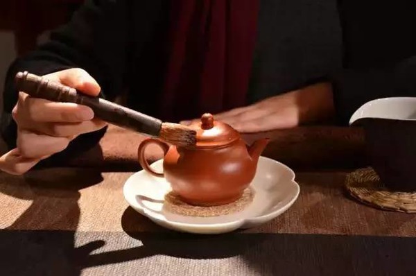保养<b>紫砂</b>壶,一定要避开的那些坑!