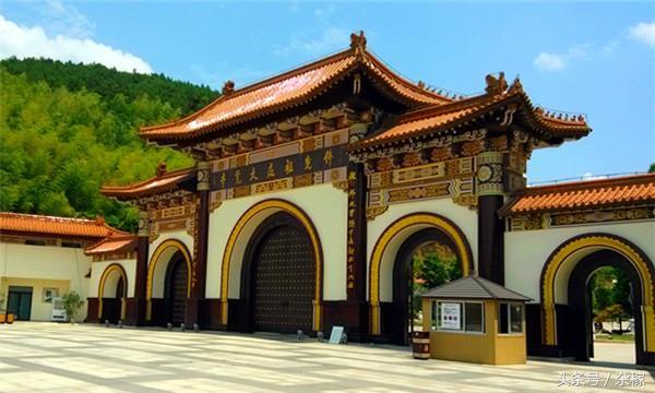 一路拾忆:无锡<b>宜兴</b> 大觉寺(星云法师)