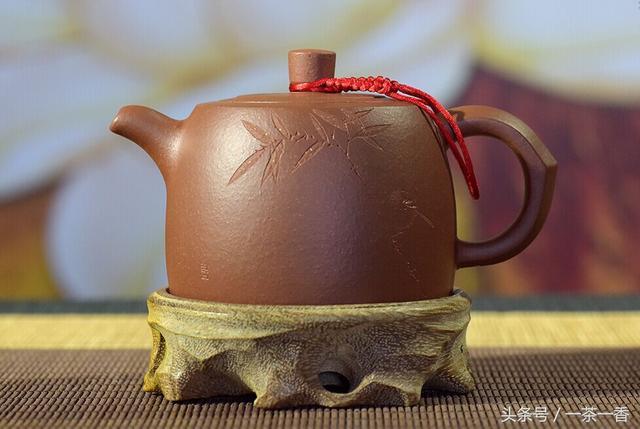 <b>紫砂</b>和茶是绝配!