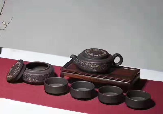 <b>紫砂</b>壶:套壶欣赏