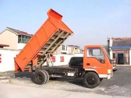 在<b>宜兴</b>遇到这7辆车,请回避,你真的惹不起!