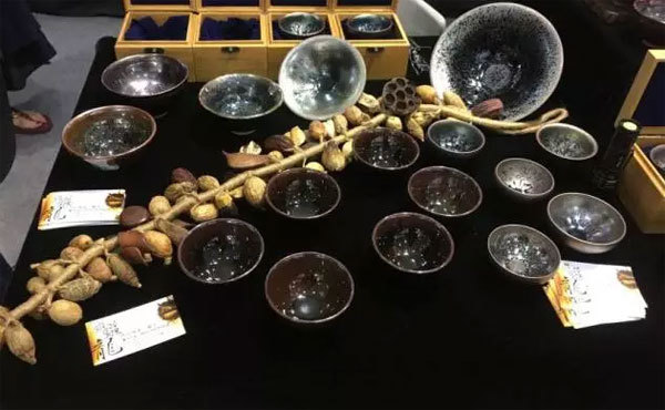 82位<b>紫砂</b>工艺师将亮相4月21日北京茶博会(图)