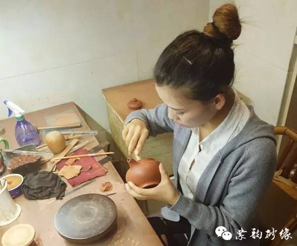 秘诀-3分钟识别真假<b>紫砂</b>壶