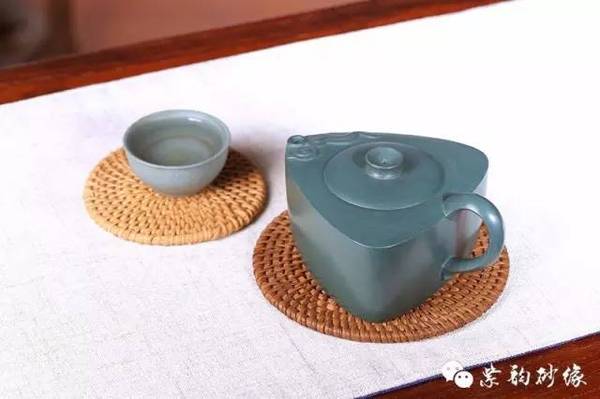 秘诀-3分钟识别真假<b>紫砂</b>壶