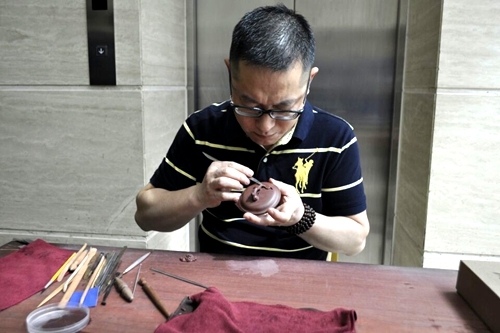 西安大唐西市博物馆举办宜兴当代<b>紫砂</b>茶器展