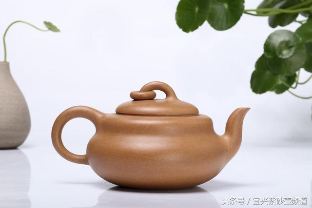 <b>紫砂</b>段泥壶
