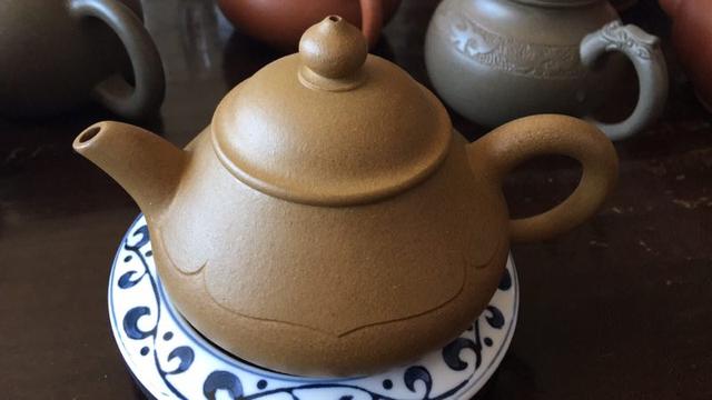 <b>紫砂</b>壶的保养:如何做到漂亮和干净
