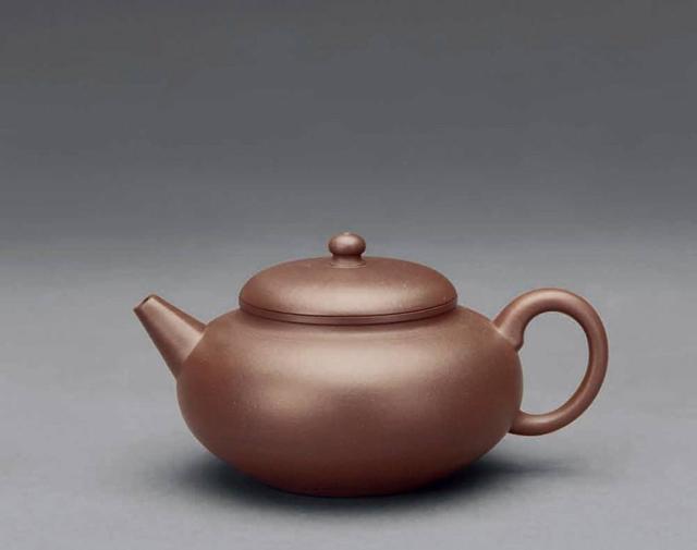 文玩人都爱饮茶,精美绝伦的文玩<b>紫砂</b>壶必不可少,品茶品壶品人生