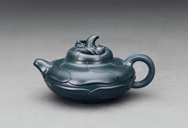 文玩人都爱饮茶,精美绝伦的文玩<b>紫砂</b>壶必不可少,品茶品壶品人生