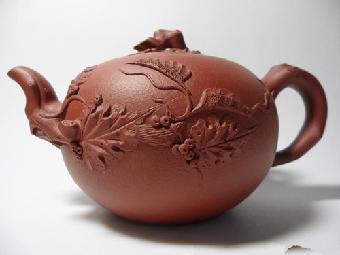文玩人都爱饮茶,精美绝伦的文玩<b>紫砂</b>壶必不可少,品茶品壶品人生