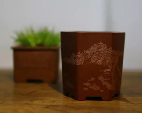 <b>紫砂</b>花盆的刻绘艺术