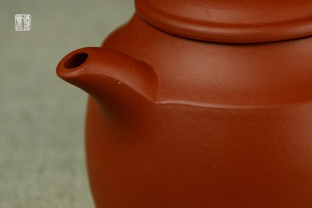 九十年代初<b>紫砂</b>一厂出品 · 周正华红泥壶