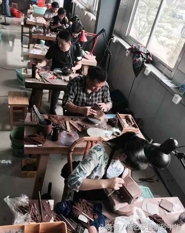 2017年|<b>宜兴</b>第十二届全手工制壶大赛今日开赛