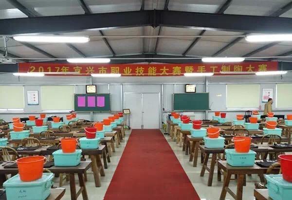 紫砂界的高考:第十二届<b>宜兴</b>全手工制陶大赛,820名艺人竞技