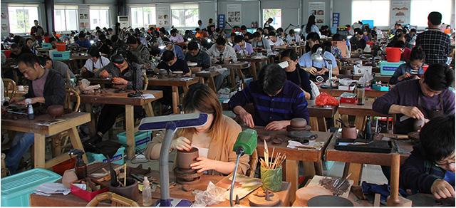 紫砂界的高考:第十二届<b>宜兴</b>全手工制陶大赛,820名艺人竞技