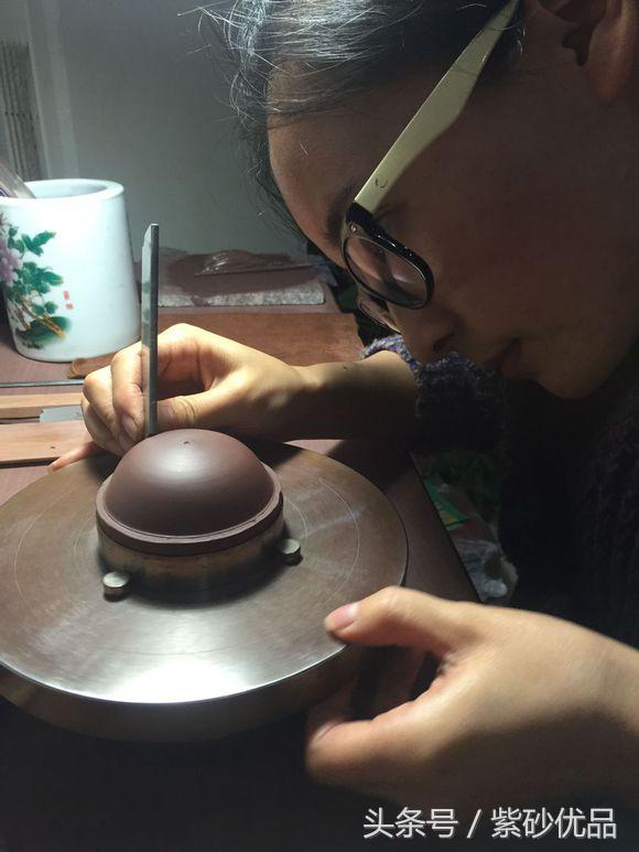 掇球<b>紫砂</b>壶全手工制作过程,很详细,建议收藏!