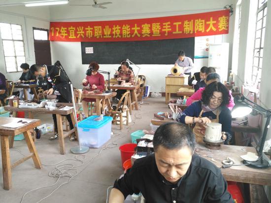 由<b>宜兴</b>制陶大赛特殊