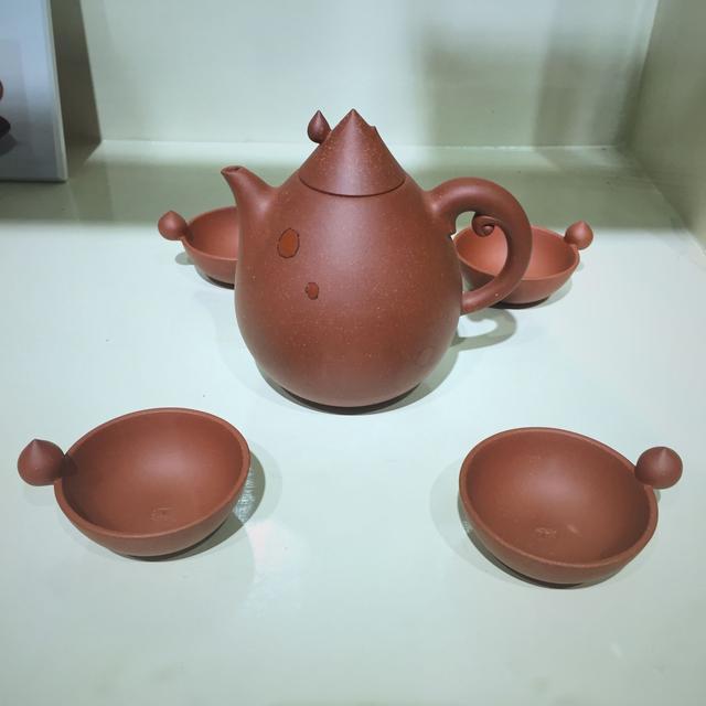 一天逛完<b>宜兴</b>,布驹遇上<b>宜兴</b>