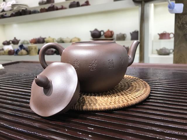啦啦啦,这把<b>紫砂</b>壶的名字取好了