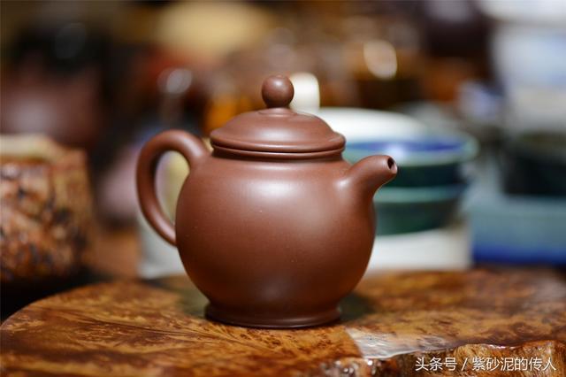 <b>紫砂</b>鉴赏:黄龙山老紫泥