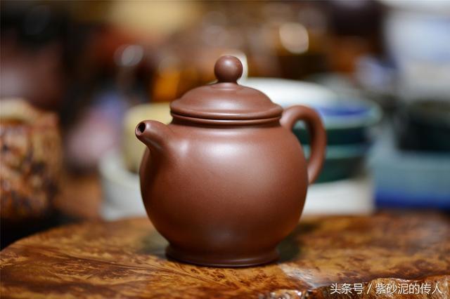 <b>紫砂</b>鉴赏:黄龙山老紫泥